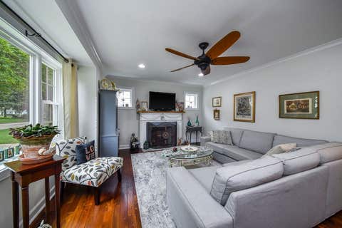 Tiny photo for 812 Richards Street, Geneva, IL 60134 (MLS # 12723045)