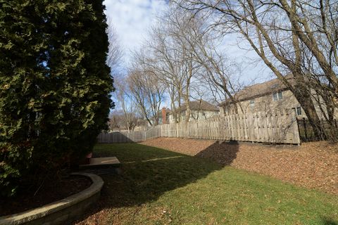 Tiny photo for 3726 MATISSE Drive, St. Charles, IL 60175 (MLS # 12566755)