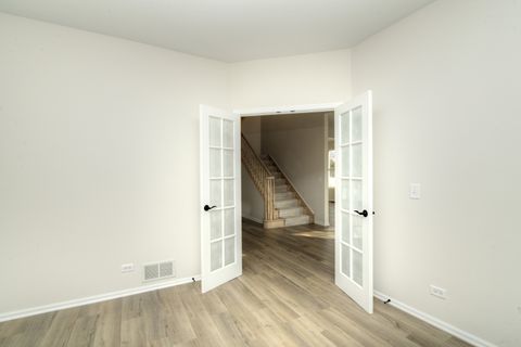 Tiny photo for 3726 MATISSE Drive, St. Charles, IL 60175 (MLS # 12566755)