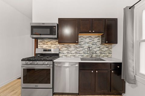 Tiny photo for 1012 W 16th Street, Davenport, IA 52804 (MLS # 12549292)