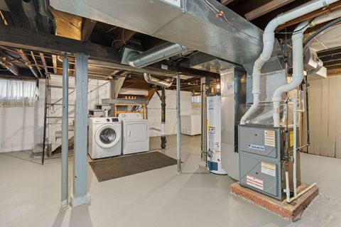 Tiny photo for 1012 W 16th Street, Davenport, IA 52804 (MLS # 12549292)