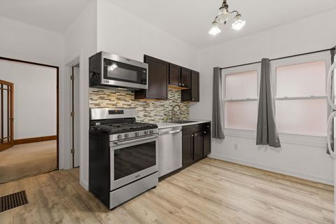 Tiny photo for 1012 W 16th Street, Davenport, IA 52804 (MLS # 12549292)