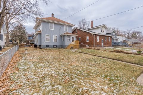 Tiny photo for 1012 W 16th Street, Davenport, IA 52804 (MLS # 12549292)