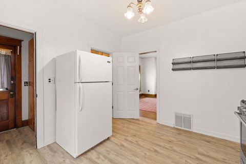 Tiny photo for 1012 W 16th Street, Davenport, IA 52804 (MLS # 12549292)