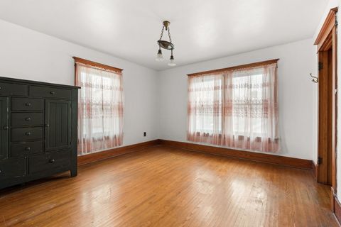 Tiny photo for 1012 W 16th Street, Davenport, IA 52804 (MLS # 12549292)