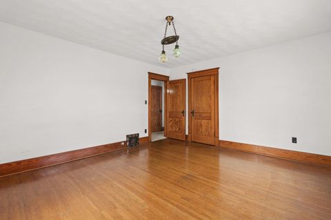 Tiny photo for 1012 W 16th Street, Davenport, IA 52804 (MLS # 12549292)