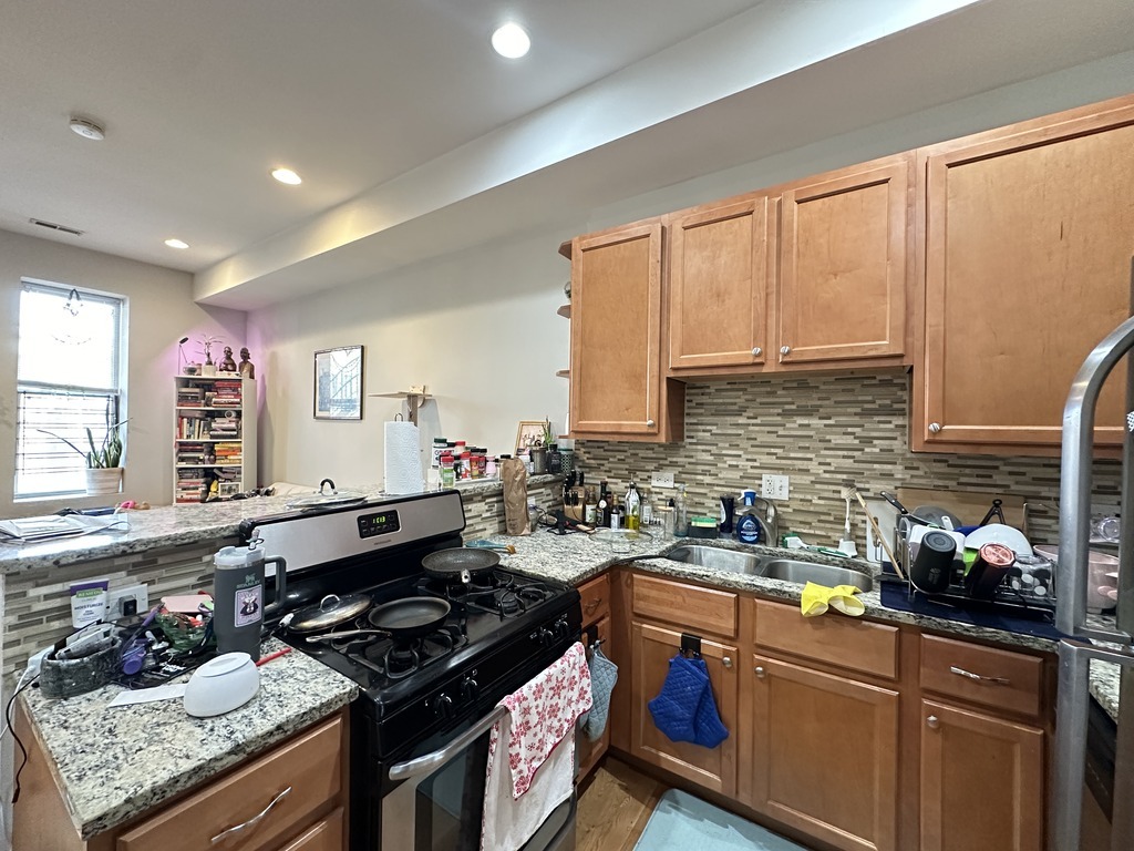 1406 W Superior Street 1R