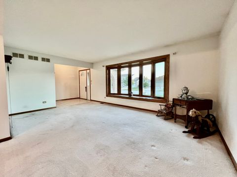 Tiny photo for 7632 Hanover Drive, Tinley Park, IL 60477 (MLS # 12461127)