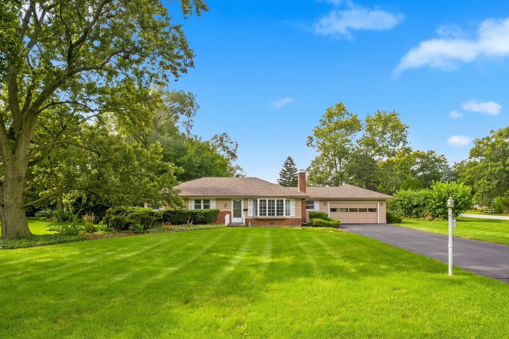 207 Tully Place