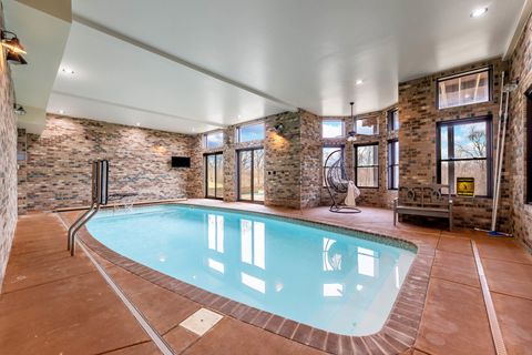 Tiny photo for 15520 113th Avenue, Orland Park, IL 60467 (MLS # 12579725)