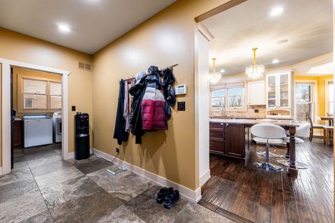 Tiny photo for 15520 113th Avenue, Orland Park, IL 60467 (MLS # 12579725)