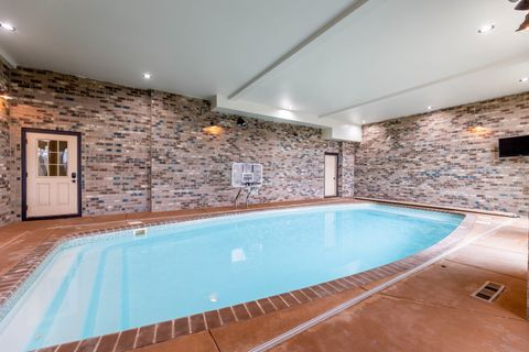 Tiny photo for 15520 113th Avenue, Orland Park, IL 60467 (MLS # 12579725)