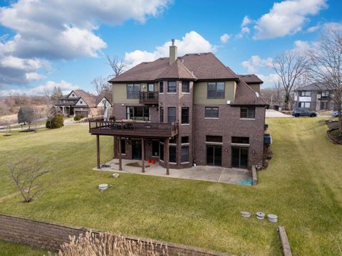 Tiny photo for 15520 113th Avenue, Orland Park, IL 60467 (MLS # 12579725)