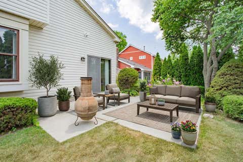 Tiny photo for 358 E Beech Drive, Schaumburg, IL 60193 (MLS # 12715504)