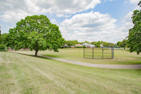 Tiny photo for 358 E Beech Drive, Schaumburg, IL 60193 (MLS # 12715504)