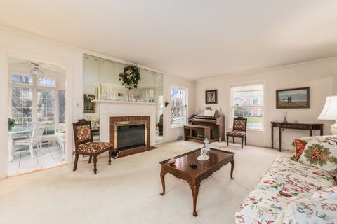 Tiny photo for 829 Hastings Street, Park Ridge, IL 60068 (MLS # 12490684)