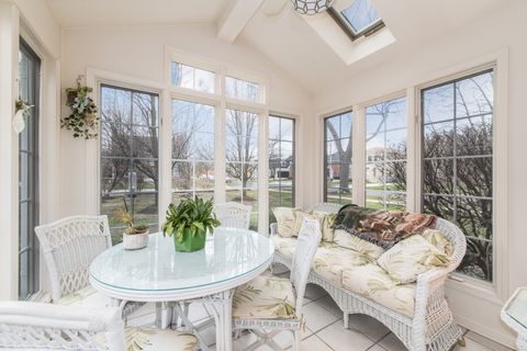 Tiny photo for 829 Hastings Street, Park Ridge, IL 60068 (MLS # 12490684)