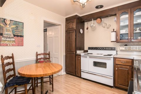 Tiny photo for 829 Hastings Street, Park Ridge, IL 60068 (MLS # 12490684)