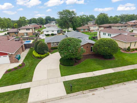 Tiny photo for 15213 Woodmar Drive, Orland Park, IL 60462 (MLS # 12726021)