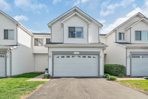 1726 Waters Edge Drive Minooka IL 60447