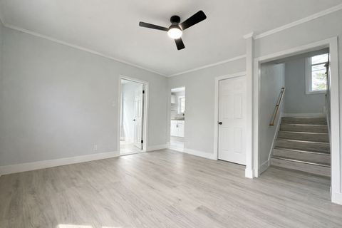 Tiny photo for 9820 S California Avenue, Evergreen Park, IL 60805 (MLS # 12618119)