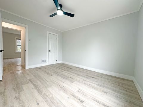 Tiny photo for 9820 S California Avenue, Evergreen Park, IL 60805 (MLS # 12618119)