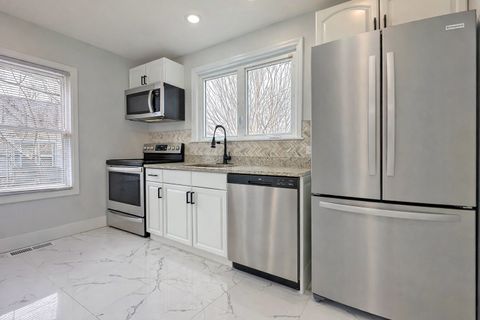 Tiny photo for 9820 S California Avenue, Evergreen Park, IL 60805 (MLS # 12618119)