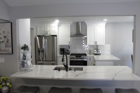 Tiny photo for 908 Glenmore Lane, Elgin, IL 60124 (MLS # 12529852)