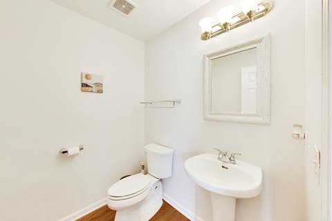 Tiny photo for 1958 Trevino Terrace, Vernon Hills, IL 60061 (MLS # 12711130)
