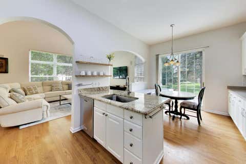Tiny photo for 1958 Trevino Terrace, Vernon Hills, IL 60061 (MLS # 12711130)