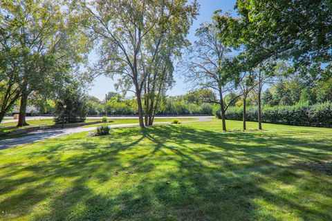 A home in Willowbrook