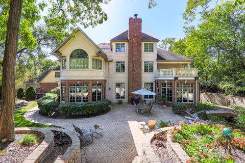 A home in Willowbrook