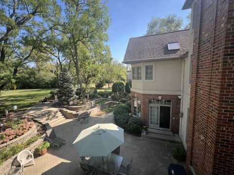 A home in Willowbrook