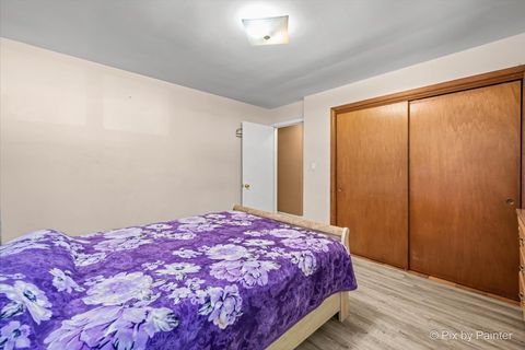 Tiny photo for 1103 LAWRENCE Avenue, Elgin, IL 60123 (MLS # 12486560)