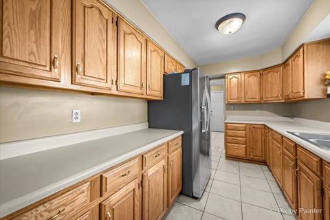 Tiny photo for 1103 LAWRENCE Avenue, Elgin, IL 60123 (MLS # 12486560)