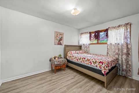 Tiny photo for 1103 LAWRENCE Avenue, Elgin, IL 60123 (MLS # 12486560)