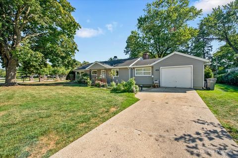 Tiny photo for 1103 LAWRENCE Avenue, Elgin, IL 60123 (MLS # 12486560)