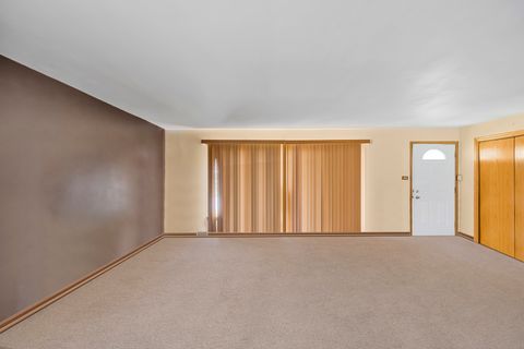 Tiny photo for 150 Terrace Drive, Chicago Heights, IL 60411 (MLS # 12656526)