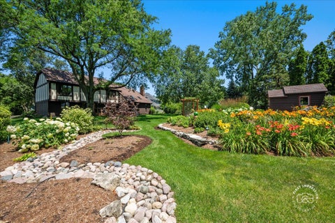 Tiny photo for 808 Lyndhurst Court, Naperville, IL 60563 (MLS # 12749730)