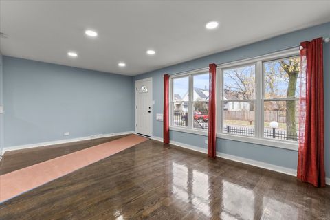 Tiny photo for 6831 S Winchester Avenue, Chicago, IL 60636 (MLS # 12523559)