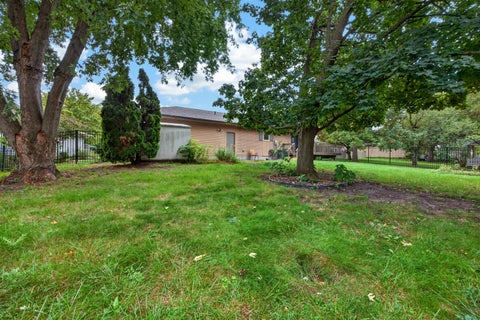 Tiny photo for 1512 Courtland Avenue, Normal, IL 61761 (MLS # 12730398)