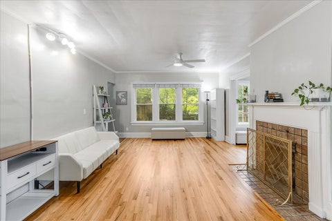Tiny photo for 802 W Indiana Avenue, Urbana, IL 61801 (MLS # 12709641)