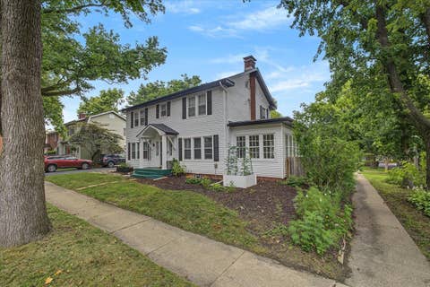 Tiny photo for 802 W Indiana Avenue, Urbana, IL 61801 (MLS # 12709641)