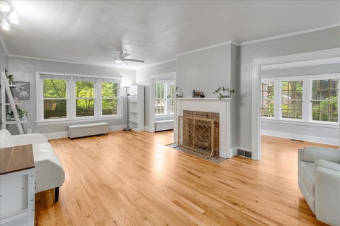 Tiny photo for 802 W Indiana Avenue, Urbana, IL 61801 (MLS # 12709641)