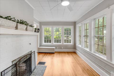 Tiny photo for 802 W Indiana Avenue, Urbana, IL 61801 (MLS # 12709641)