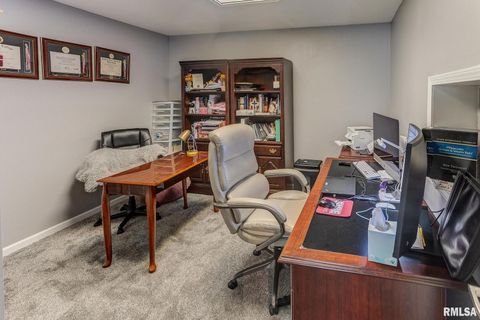 Tiny photo for 424 N COLLEGE Street, Centralia, IL 62801 (MLS # EB457085)