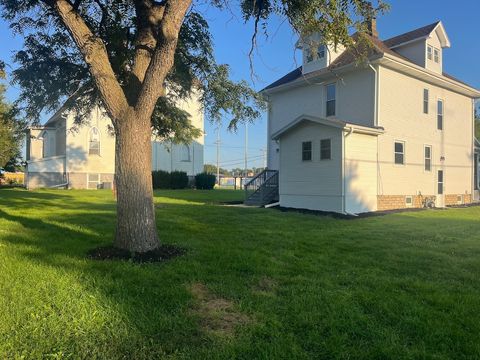 Tiny photo for 195 W 3rd Avenue, Clifton, IL 60927 (MLS # 12440254)