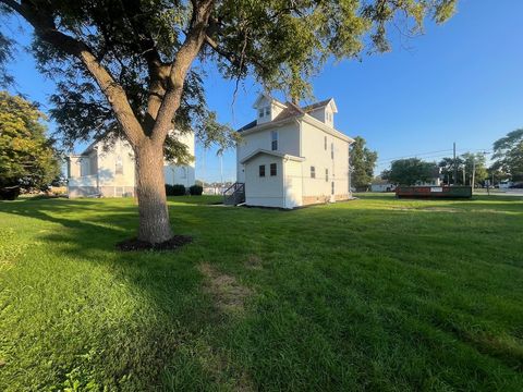 Tiny photo for 195 W 3rd Avenue, Clifton, IL 60927 (MLS # 12440254)
