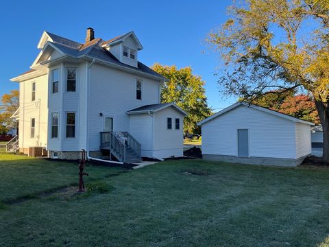 Tiny photo for 195 W 3rd Avenue, Clifton, IL 60927 (MLS # 12440254)