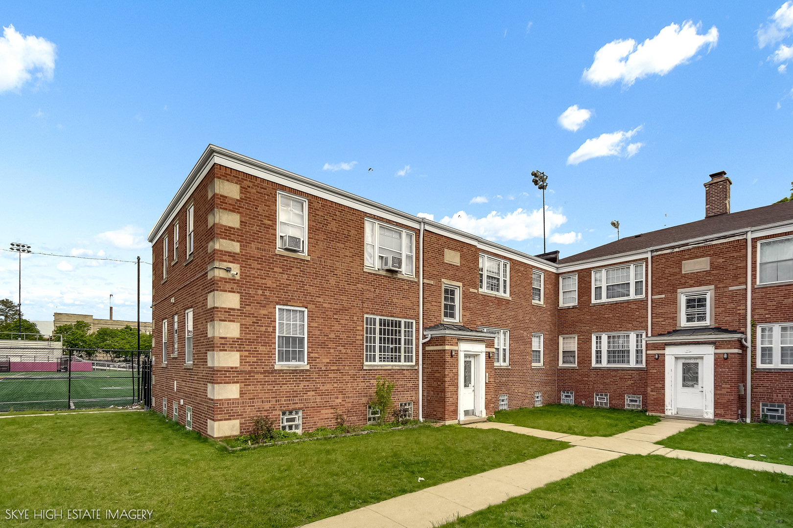 2131 W Highland Avenue 1N